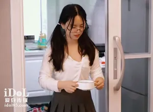 Nữ nhi về quê ăn tết bị bố dượng nắc vì càng lớn càng ngon