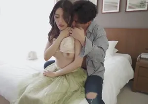 Chồng thì mãi mê làm việc còn người vợ thì mãi mê tìm trai để thỏa mãn nhục dục