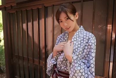 Ngoại tình với em đồng nghiệp hết nước chấm fuua kaede
